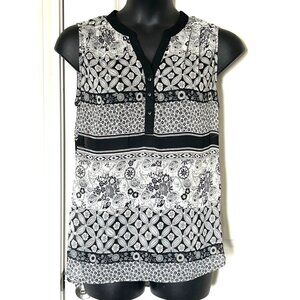 Black & White Floral Geometric Sleeveless Blouse With Button Neckline